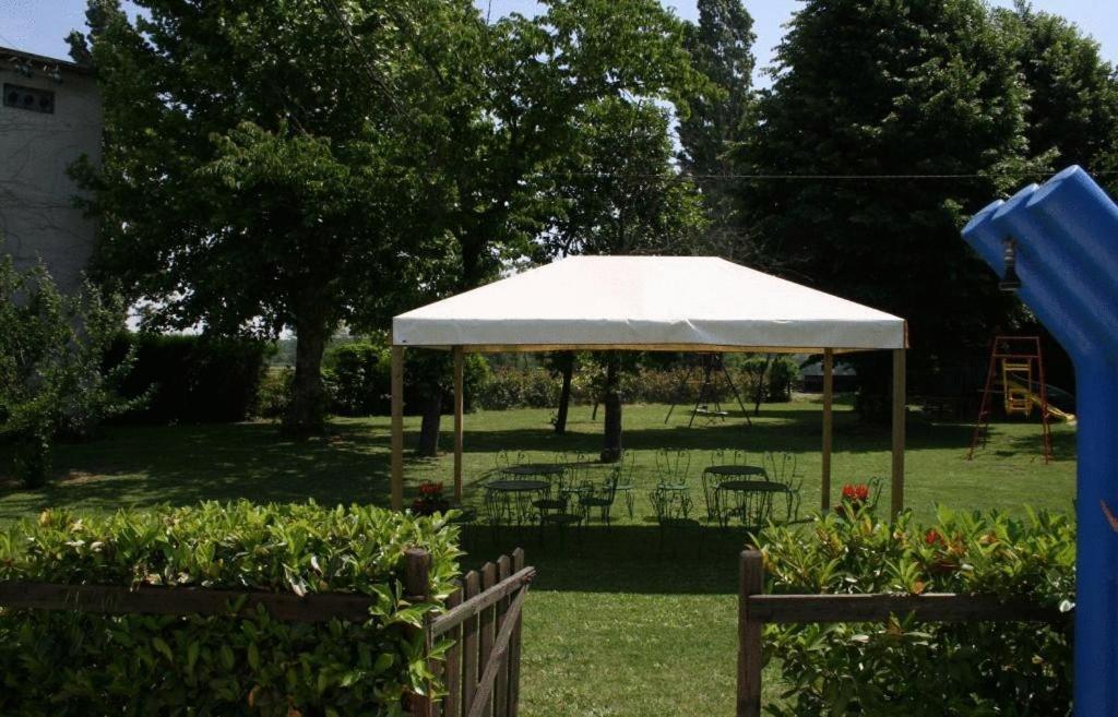 Bereguardo Hotel De La Ville מראה חיצוני תמונה