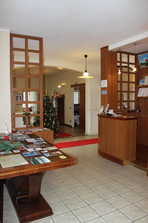 Bereguardo Hotel De La Ville מראה חיצוני תמונה